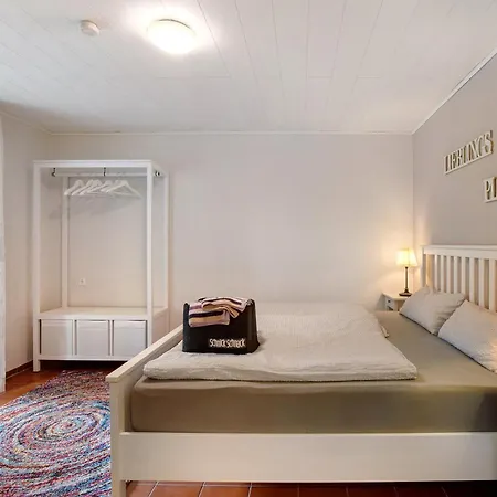 Апартаменты Haus Am Sonnenhuegel Бад-Урах