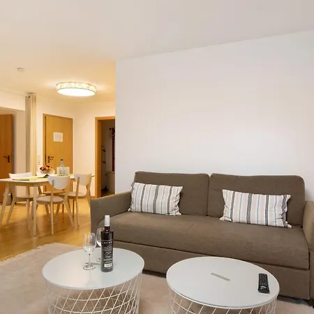 Apartment Haus Am Sonnenhügel Bad Urach