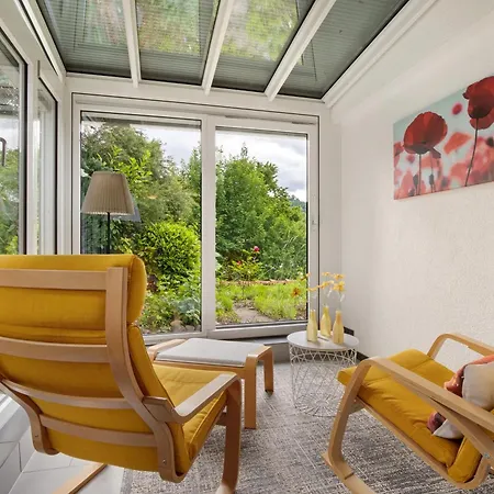 Apartamento Haus Am Sonnenhügel Bad Urach